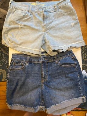 Old Navy Two-Tone Denim Shorts - Light Blue & Dark Blue